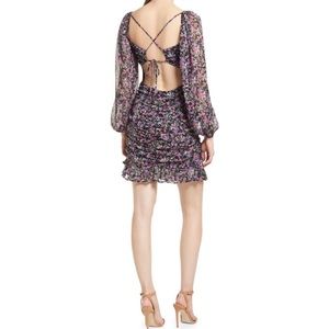 ALL IN FAVOR NWT Floral Sweetheart Neck Long Sleeve Mini Dress Size Medium